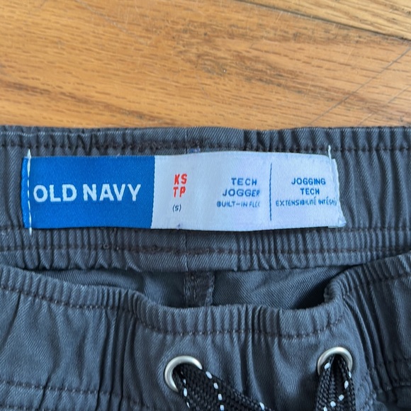EUC Old Navy boys XS Joggers - Picture 3 of 3
